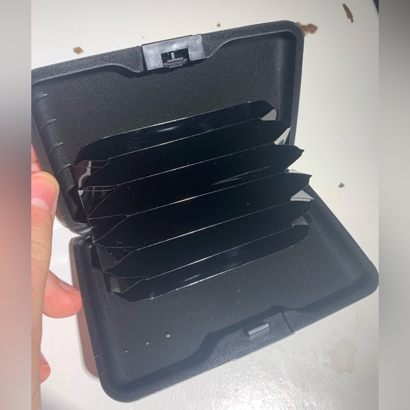 Card holder/ wallet - Picture 3 of 4